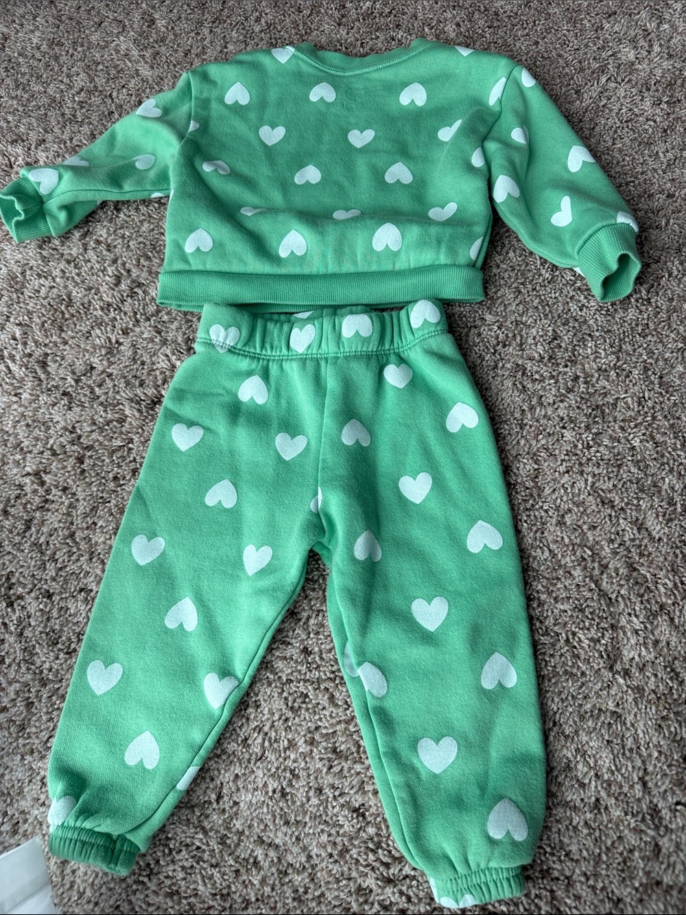 Green hearts matching set